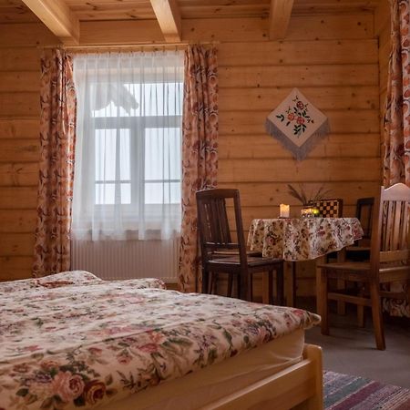 Białowieża Miodowa Kolonia B&B 외부 사진