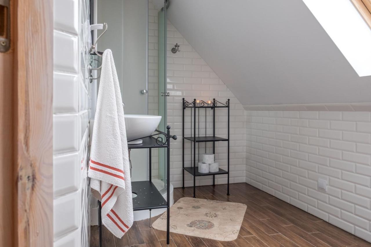 Białowieża Miodowa Kolonia B&B 외부 사진