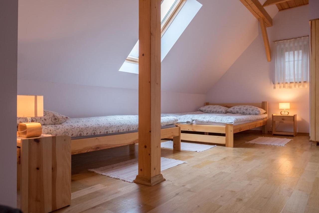 Białowieża Miodowa Kolonia B&B 외부 사진