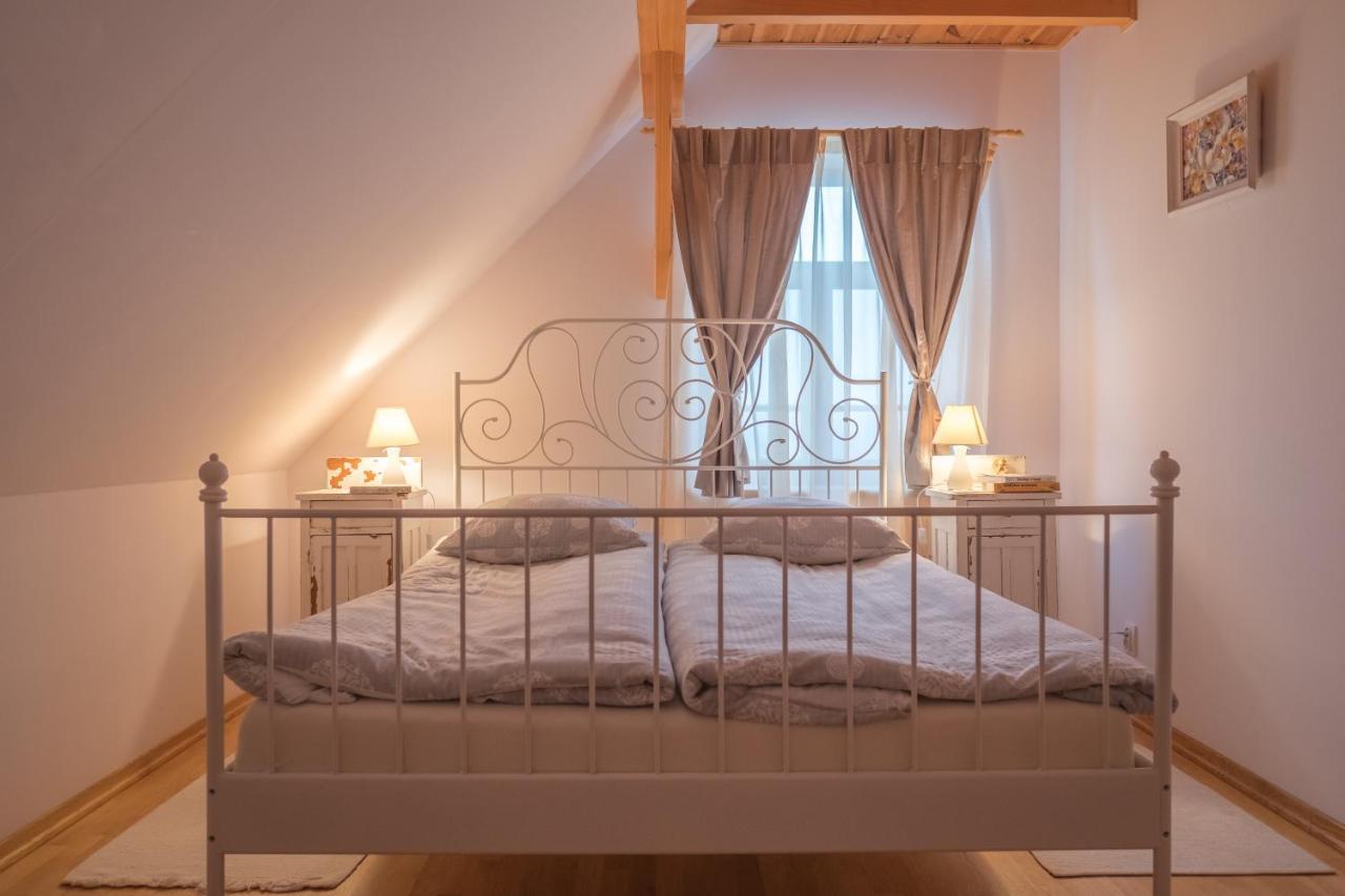 Białowieża Miodowa Kolonia B&B 외부 사진