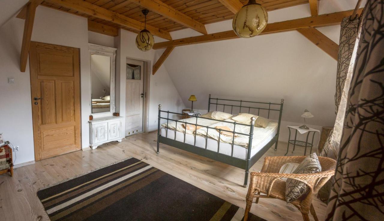 Białowieża Miodowa Kolonia B&B 외부 사진