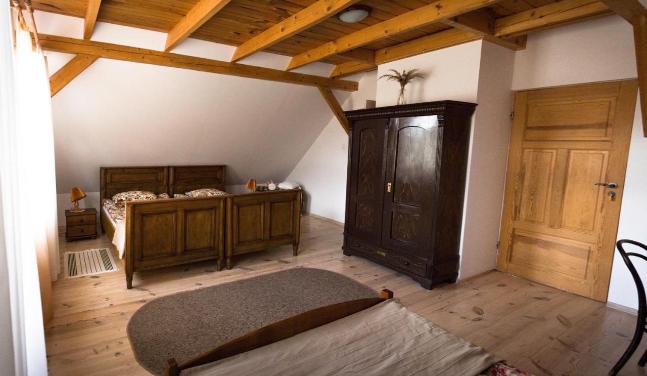 Białowieża Miodowa Kolonia B&B 외부 사진